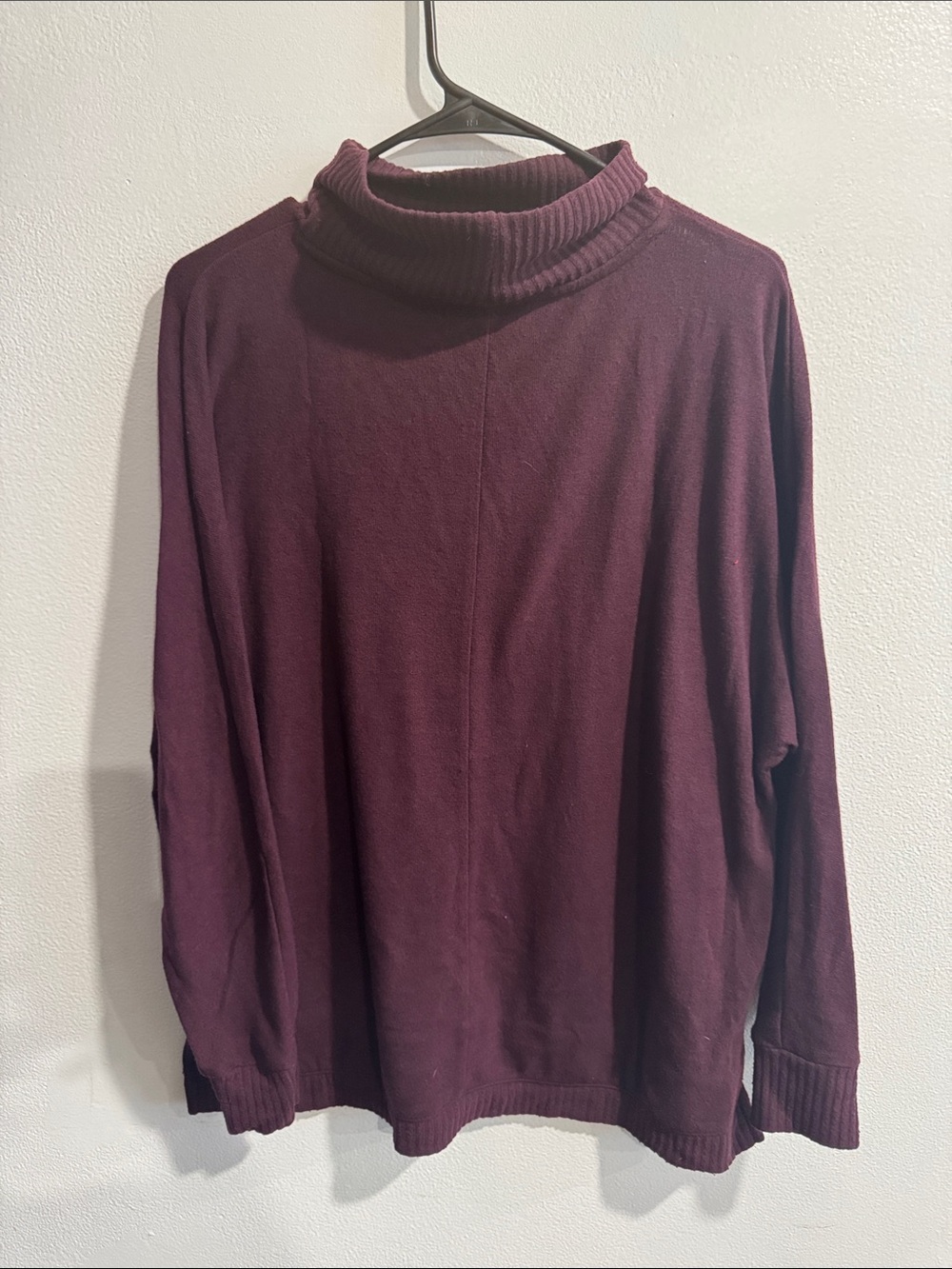 LOFT Plum Neck Sweater size Large - Picture 3 of 3